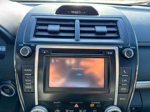 Used 2012 Toyota Camry SE image 17