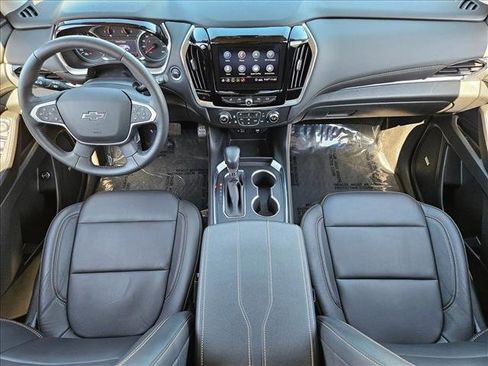 Used 2021 Chevrolet Traverse RS image 16