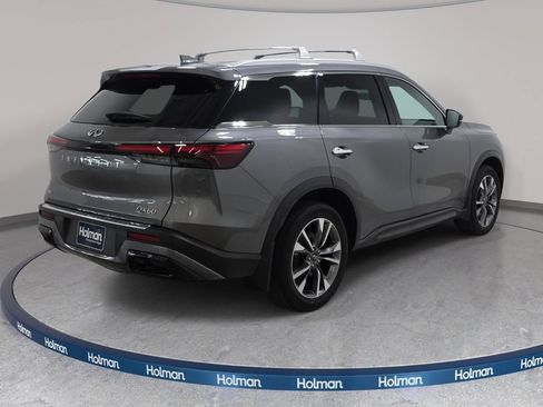 Certified 2023 INFINITI QX60 Luxe w/ Vision Package AWD/4WD image 5