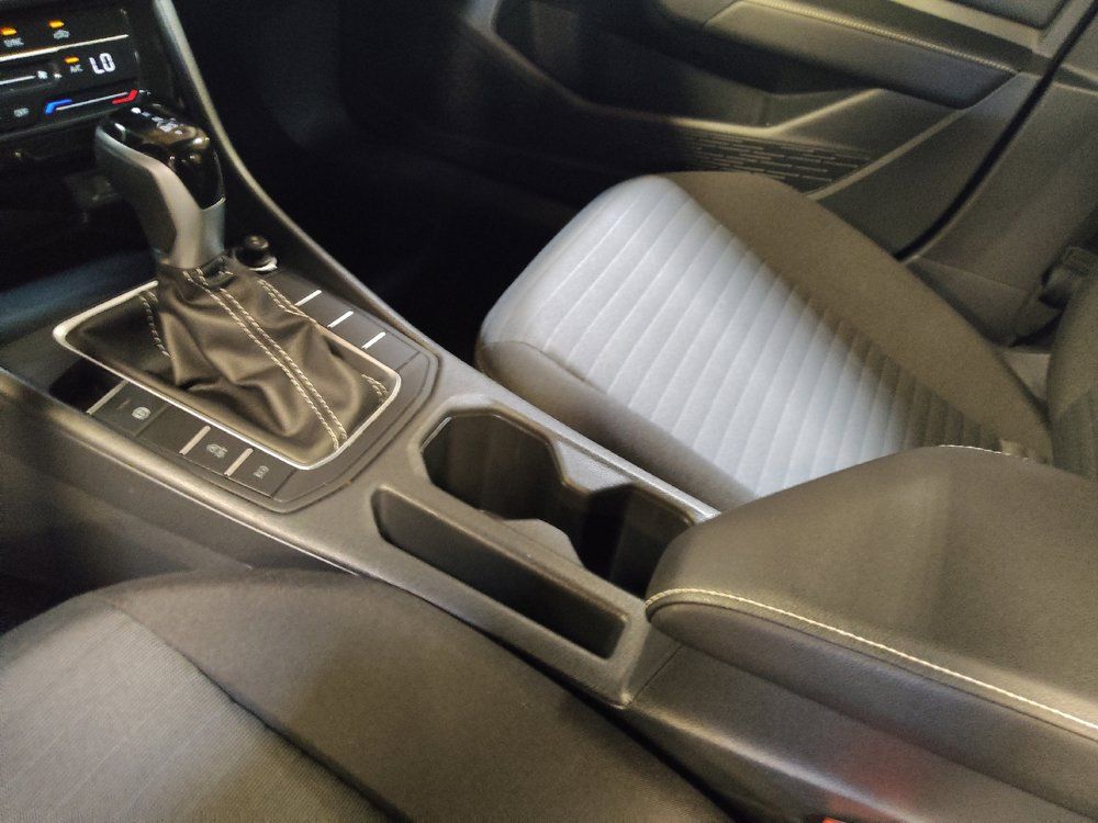 Used 2025 Volkswagen Jetta S FWD image 26
