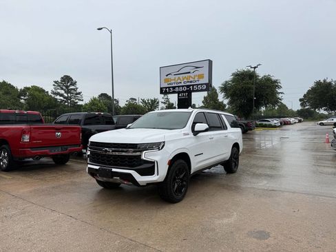 Used 2021 Chevrolet Suburban Z71 w/ Z71 Off-Road Package AWD/4WD image 3