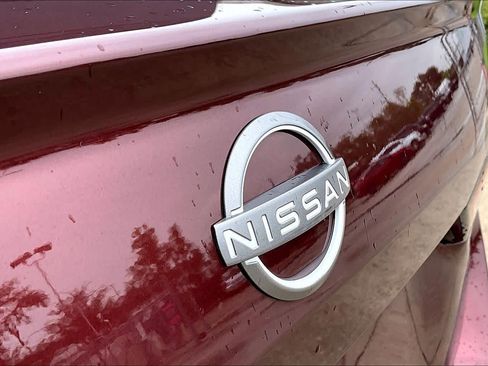 Certified 2025 Nissan Altima 2.5 SV FWD image 10