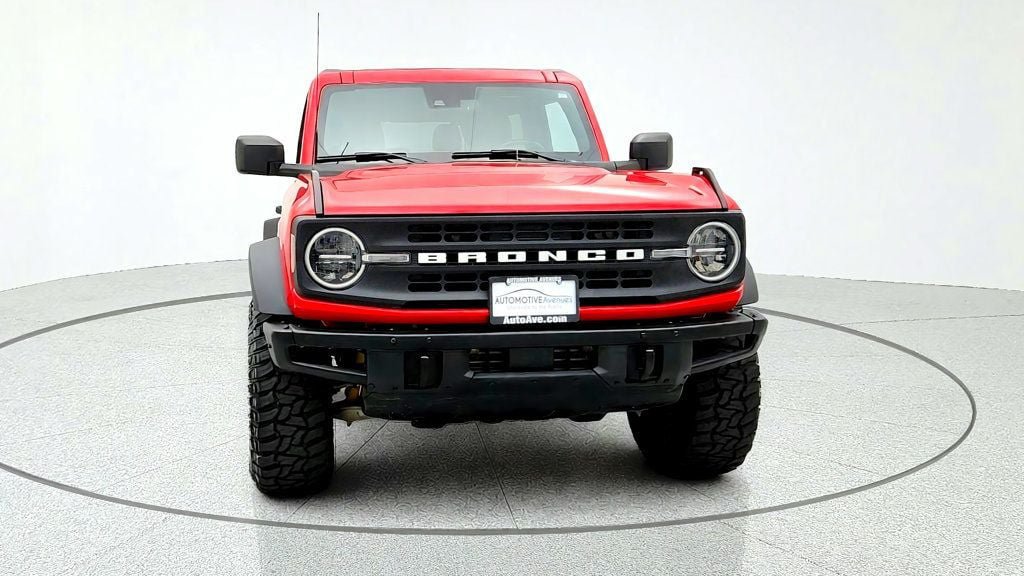Used 2023 Ford Bronco Black Diamond w/ Sasquatch Package AWD/4WD image 2