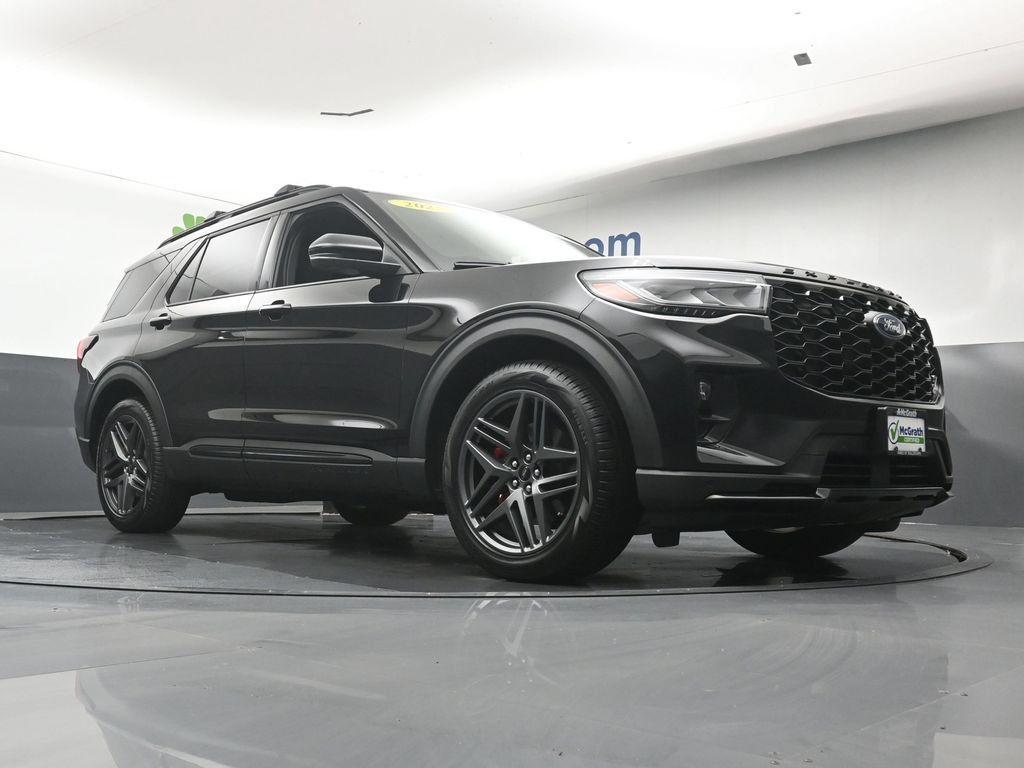Used 2025 Ford Explorer ST w/ Sun And Sound Package AWD/4WD image 25