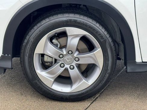 Certified 2022 Honda HR-V LX image 5