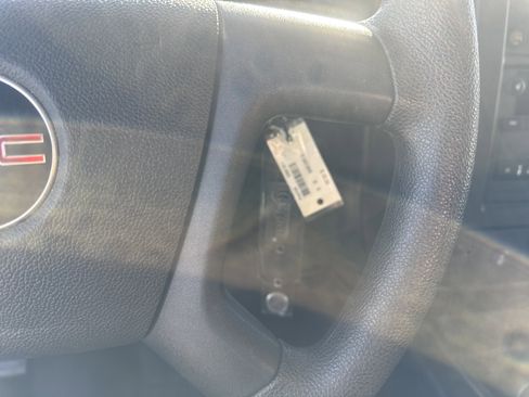 Used 2024 GMC Savana 2500 w/ Driver Convenience Package image 20