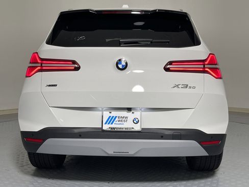 Used 2025 BMW X3 xDrive30i w/ Premium Package image 10