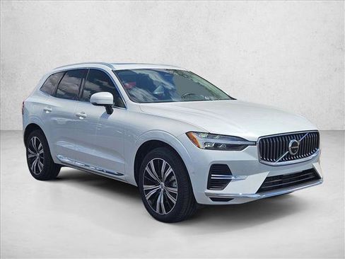 Used 2023 Volvo XC60 T8 Plus w/ Protection Package AWD/4WD image 3