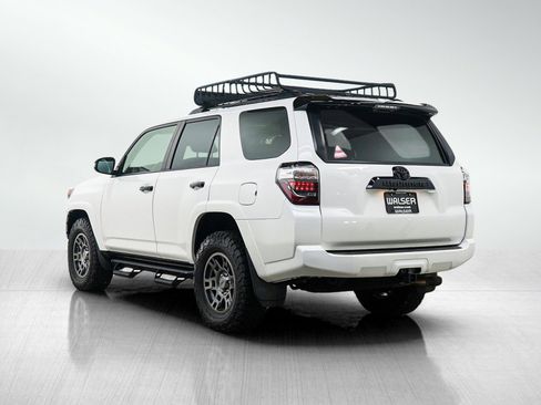 Used 2020 Toyota 4Runner Venture w/ Moonroof Package image 3