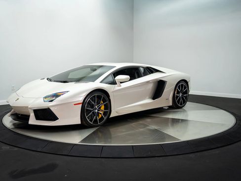 Used 2013 Lamborghini Aventador LP 700-4 image 1