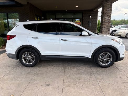 Used 2017 Hyundai Santa Fe Sport FWD image 5