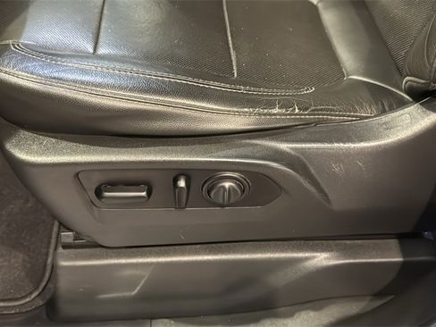 Used 2020 GMC Sierra 1500 SLT w/ SLT Premium Plus Package image 25