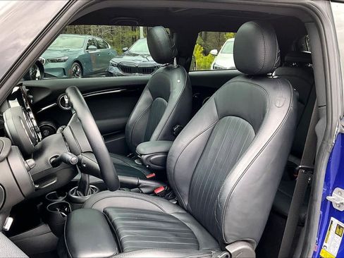 Used 2019 MINI Cooper S image 8