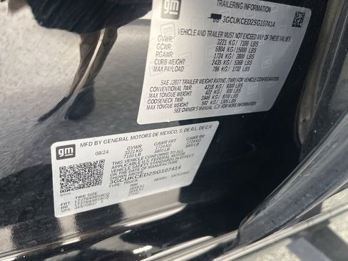 Used 2025 Chevrolet Silverado 1500 Custom Trail Boss w/ Midnight Edition image 36