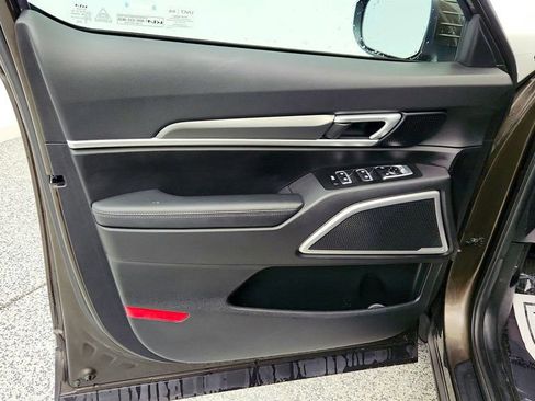 Used 2022 Kia Telluride S image 11