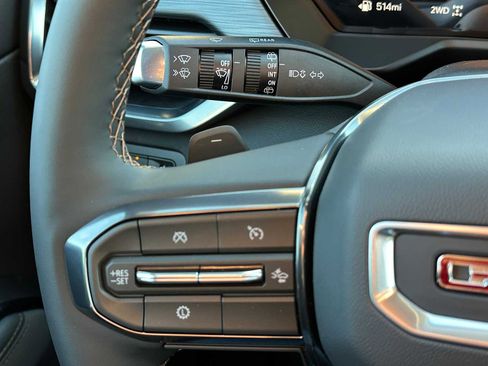 New 2026 GMC Acadia AT4 w/ LPO, Floor Liner Package image 36