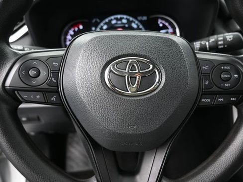 Used 2024 Toyota RAV4 XLE image 18