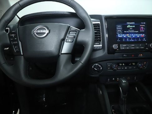 Certified 2024 Nissan Frontier SV w/ Hardbody Edition image 24