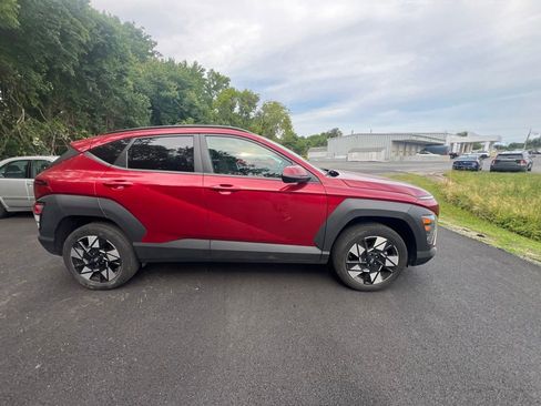 Used 2024 Hyundai Kona SEL AWD/4WD image 4