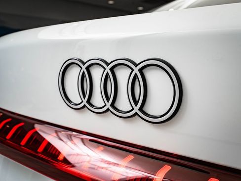 New 2025 Audi A5 2.0T Premium Plus image 17