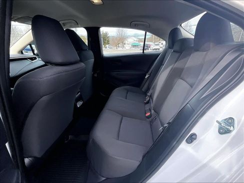 Used 2025 Toyota Corolla LE w/ LE Premium Package image 15