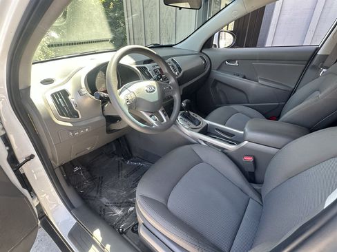 Used 2014 Kia Sportage LX AWD/4WD image 16