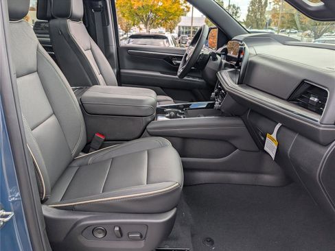 New 2026 Chevrolet Tahoe Premier image 7