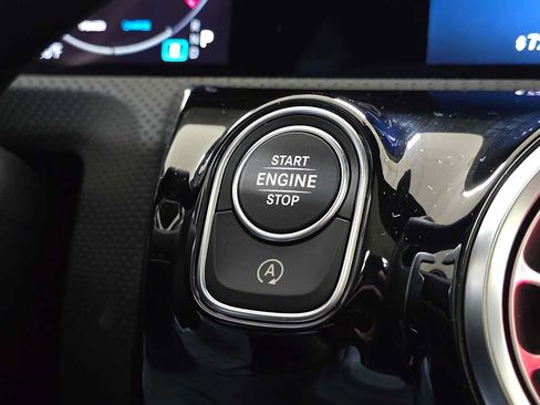 Used 2024 Mercedes-Benz CLA 35 AMG 4MATIC image 33