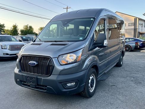 Used 2024 Ford Transit 350 XL RWD image 3