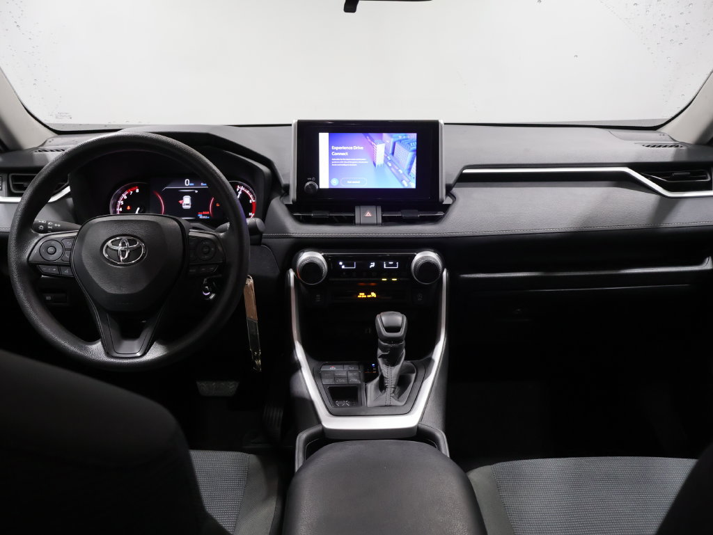Used 2025 Toyota RAV4 LE AWD/4WD image 14