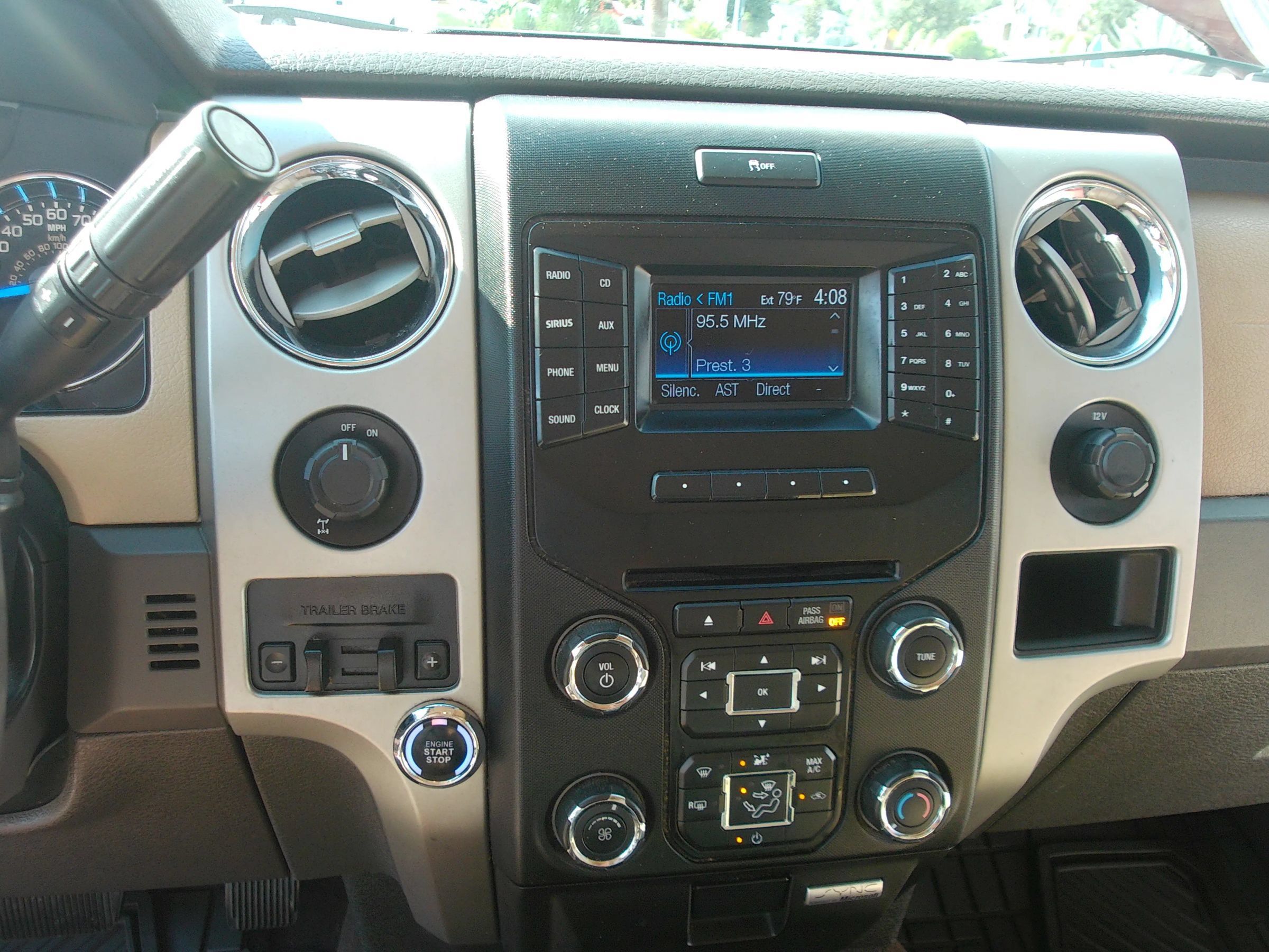 Used 2014 Ford F150 XLT w/ Equipment Group 302A Luxury RWD image 17