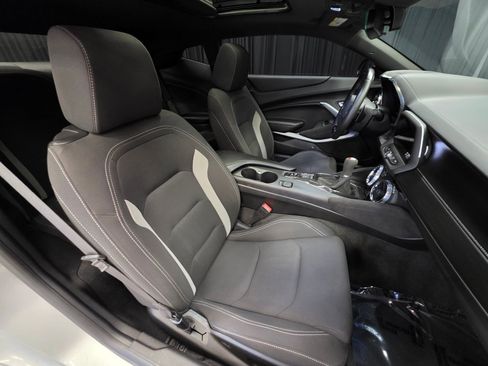 Used 2018 Chevrolet Camaro SS w/ Redline Edition RWD image 30