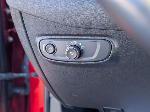 Certified 2022 Chevrolet Equinox LT image 25