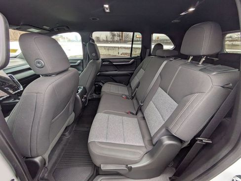 Used 2025 GMC Acadia Elevation w/ Black Edition image 22