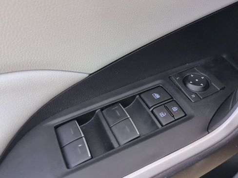 Used 2024 Toyota RAV4 XLE w/ Convenience Package image 12