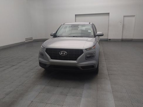 Used 2021 Hyundai Venue SE FWD image 15