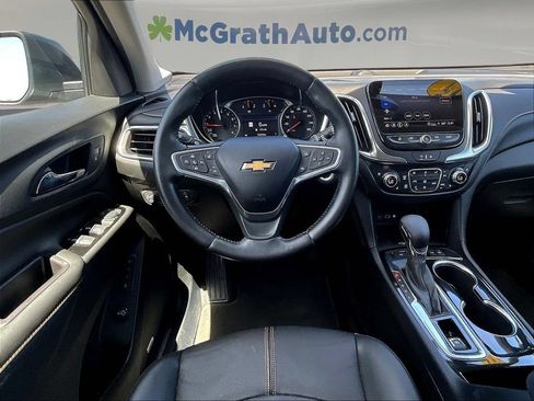 Used 2022 Chevrolet Equinox Premier AWD/4WD image 10
