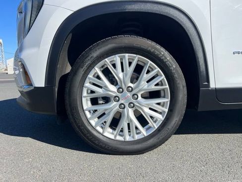 Used 2024 GMC Acadia Elevation AWD/4WD image 13