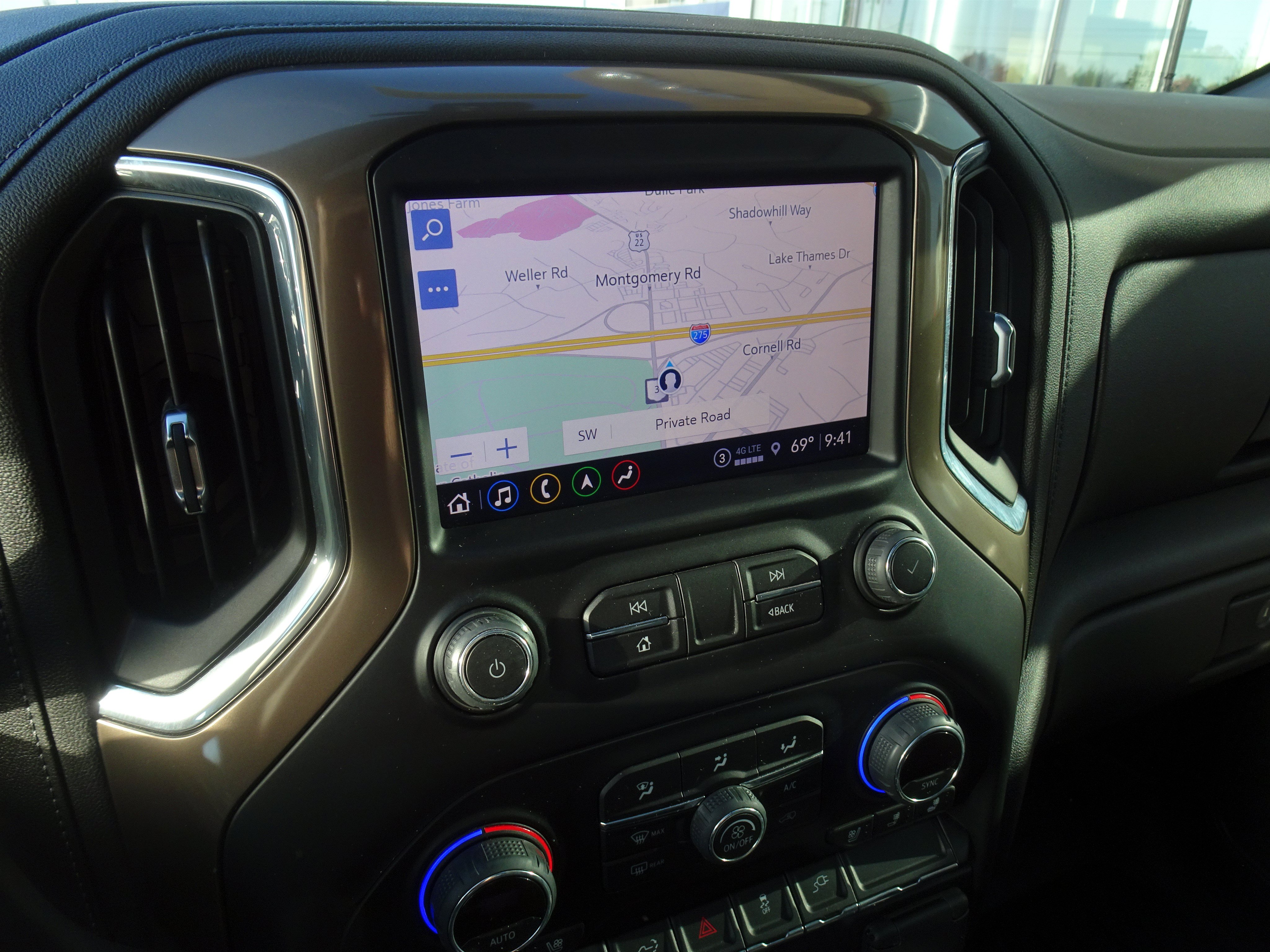 Used 2022 Chevrolet Silverado 2500 High Country w/ LPO, Dark Essentials Package AWD/4WD image 20