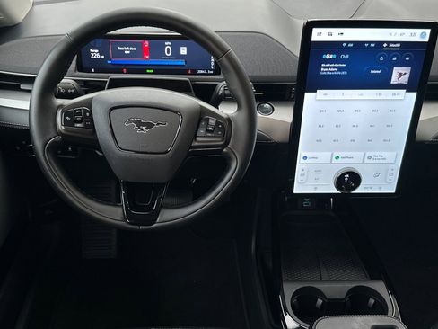 Used 2023 Ford Mustang Mach-E Select image 13