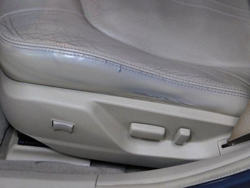 Used 2010 Cadillac CTS Performance image 30