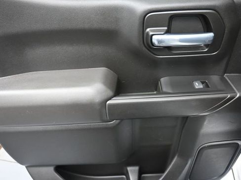 Used 2022 Chevrolet Silverado 1500 LT w/ Safety Package image 19