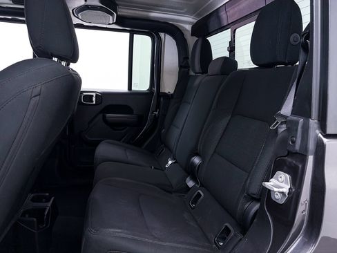 Used 2021 Jeep Gladiator Sport AWD/4WD image 36