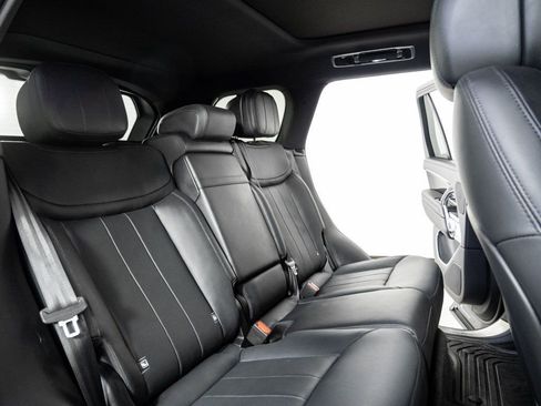 Used 2023 Land Rover Range Rover SE image 22