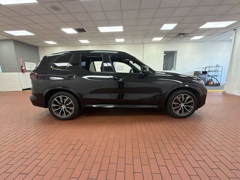 Used 2024 BMW X5 xDrive40i w/ M Sport Package image 7