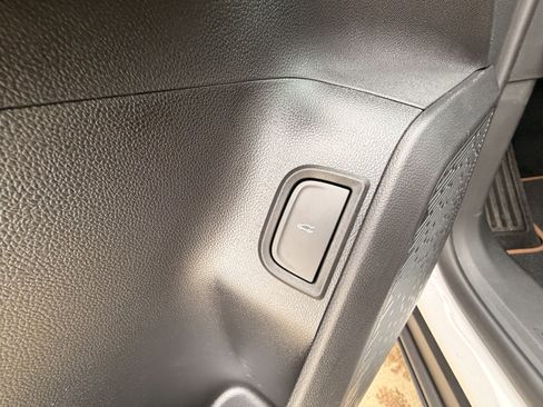 New 2026 GMC Terrain AT4 w/ Convenience Package III image 28