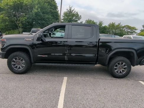 Used 2026 GMC Sierra 1500 AT4X AWD/4WD image 5