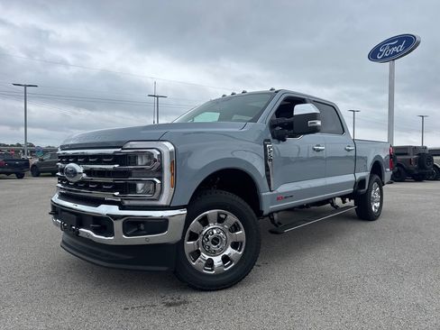 New 2026 Ford F250 4x4 Crew Cab Super Duty image 1