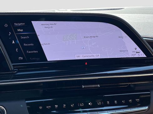 Used 2023 Cadillac Escalade Premium Luxury image 24