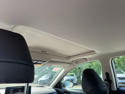 Used 2025 Nissan Altima 2.5 SR w/ SR Premium Package image 10